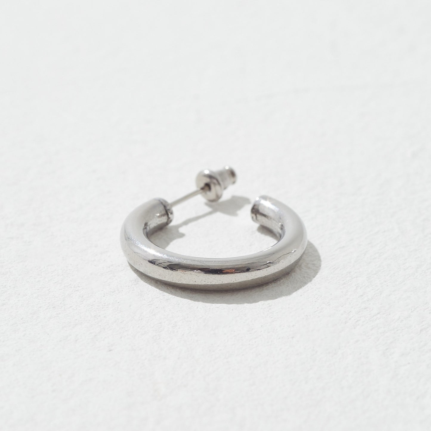 シンプルフープピアス