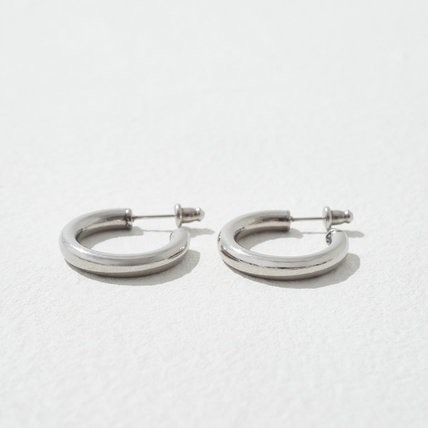 シンプルフープピアス